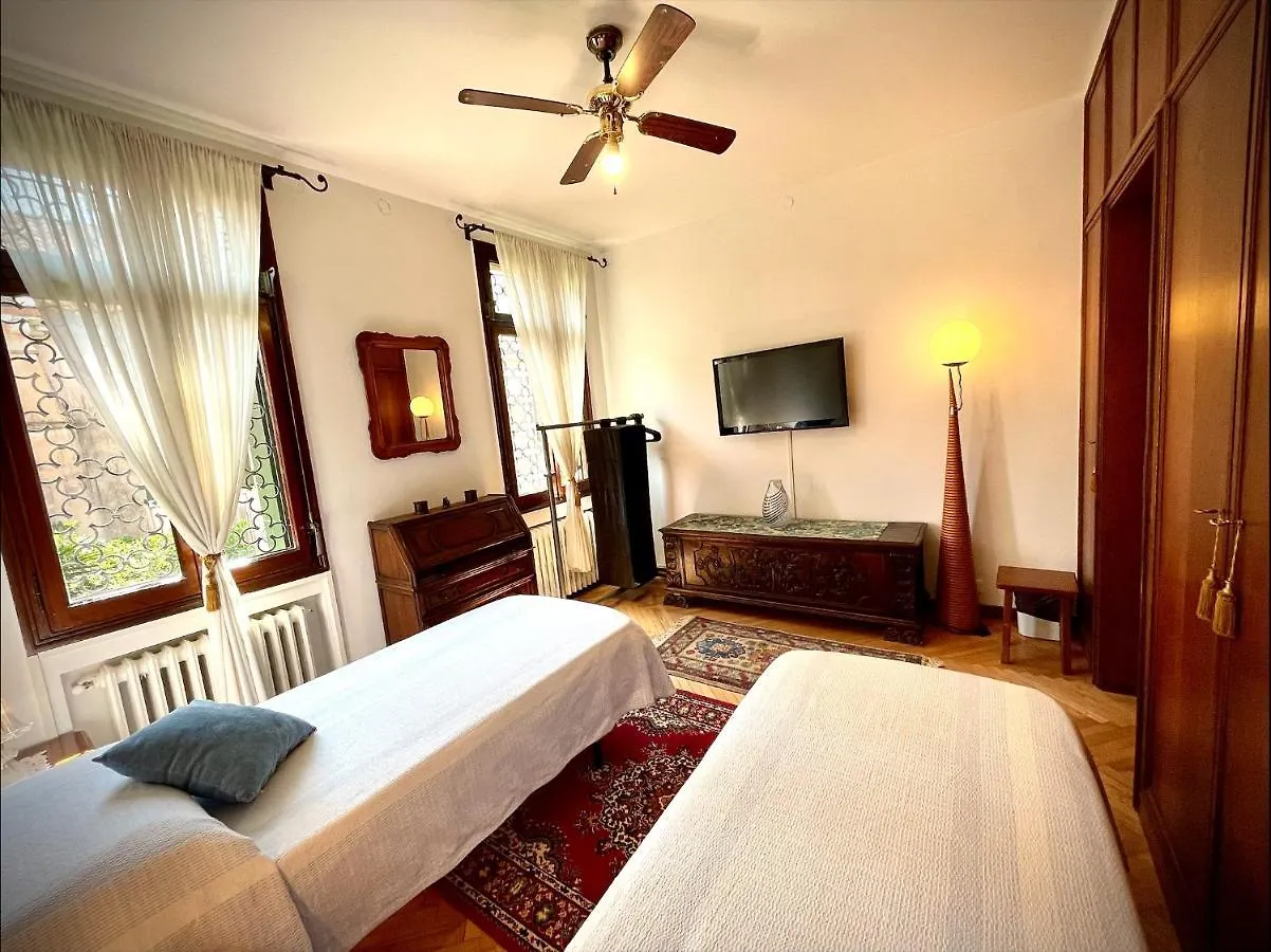 Bed & Breakfast B&B Michelangelo Venice